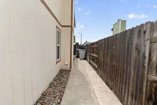 1439 Willow Springs Dr, Woodland, CA 95776 - Photo 35