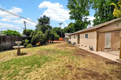 1126 Lakehome Drive, Lodi, CA 95242 - Photo 15