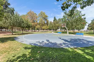 10064 Oglethorpe Way, Elk Grove, CA 95624 - Photo 53