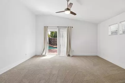 10064 Oglethorpe Way, Elk Grove, CA 95624 - Photo 25
