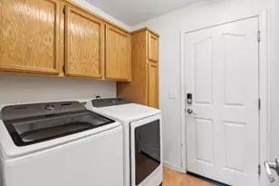 10064 Oglethorpe Way, Elk Grove, CA 95624 - Photo 39