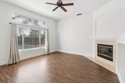 10064 Oglethorpe Way, Elk Grove, CA 95624 - Photo 11