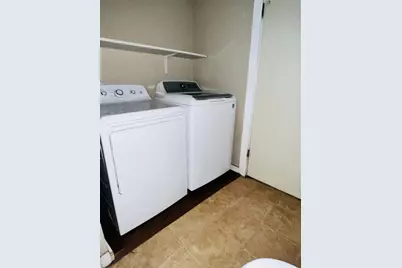 1100 E San Bernardino Avenue, South Lake Tahoe, CA 96150 - Photo 17
