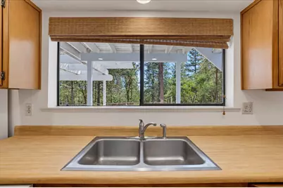 15984 Brooks Road, Grass Valley, CA 95945 - Photo 17