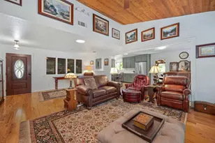 8615 Ackerman Way, Fair Oaks, CA 95628 - Photo 17