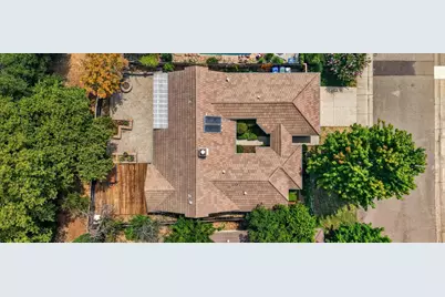 11557 Bear Valley Court, Gold River, CA 95670 - Photo 49