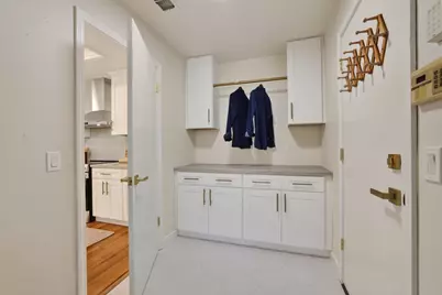 11557 Bear Valley Court, Gold River, CA 95670 - Photo 11