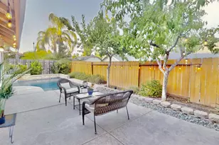 8006 Hamric Ct, Antelope, CA 95843 - Photo 11