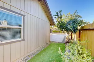 8006 Hamric Ct, Antelope, CA 95843 - Photo 13
