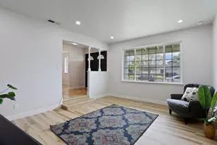 8734 Hermosa Ct, Stockton, CA 95210 - Photo 13