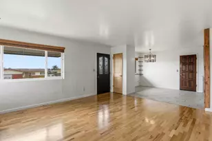 1900 Lincoln St, Seaside, CA 93955 - Photo 3