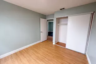 7804 McClintock Way, Sacramento, CA 95828 - Photo 17
