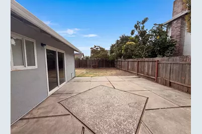 7804 McClintock Way, Sacramento, CA 95828 - Photo 21