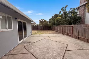 7804 McClintock Way, Sacramento, CA 95828 - Photo 21