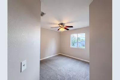 6310 Laguna Mirage Lane, Elk Grove, CA 95758 - Photo 19