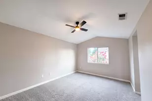 6310 Laguna Mirage Ln, Elk Grove, CA 95758 - Photo 21
