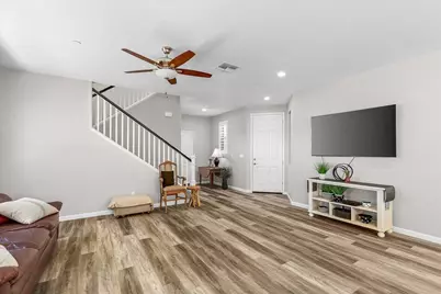 2237 Province Pl, Hughson, CA 95326 - Photo 9