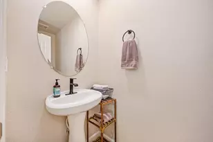 6137 RolkingHam Ln, Orangevale, CA 95662 - Photo 13