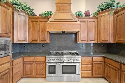 8095 Village Estates Lane, Fair Oaks, CA 95628 - Photo 45