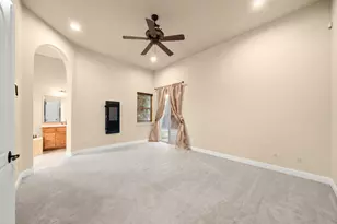 8095 Village Estates Ln, Fair Oaks, CA 95628 - Photo 21