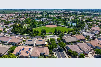 2472 Ashbridge Lane, Manteca, CA 95336 - Photo 53