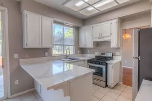 6871 Newport Cove Way, Sacramento, CA 95823 - Photo 7