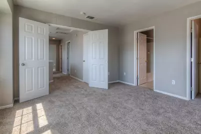 6871 Newport Cove Way, Sacramento, CA 95823 - Photo 13