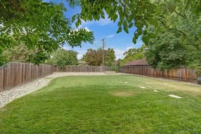 3726 58th Street, Sacramento, CA 95820 - Photo 41