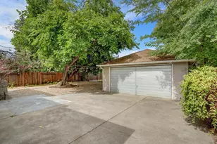 3726 58th St, Sacramento, CA 95820 - Photo 37