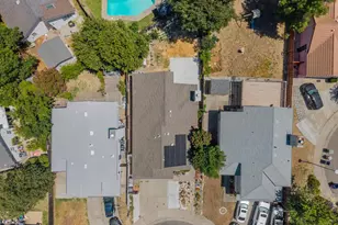 7 Windbrook Ct, Sacramento, CA 95823 - Photo 27
