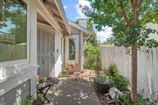7 Windbrook Ct, Sacramento, CA 95823 - Photo 3
