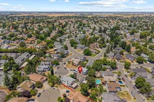 7 Windbrook Ct, Sacramento, CA 95823 - Photo 31