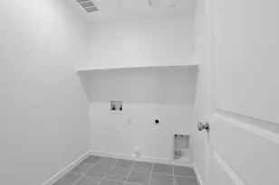 7608 Big Bnd Cir, Sacramento, CA 95829 - Photo 13