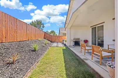 12273 Coal Creek Way, Rancho Cordova, CA 95742 - Photo 37