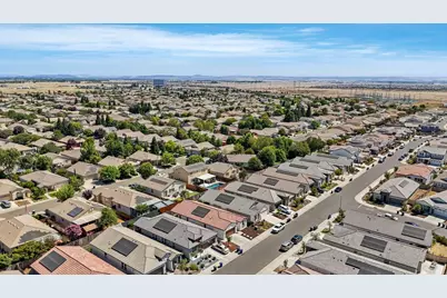 12273 Coal Creek Way, Rancho Cordova, CA 95742 - Photo 11