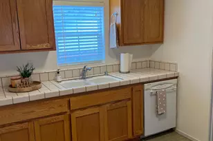 3059 Crandall Ave, Sacramento, CA 95815 - Photo 13