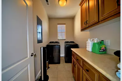 9025 Kern Avenue, Gilroy, CA 95020 - Photo 59