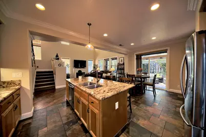 9025 Kern Avenue, Gilroy, CA 95020 - Photo 29