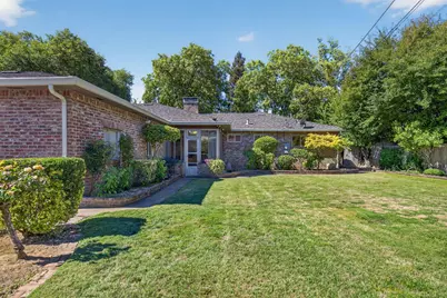 6573 S Land Park Drive, Sacramento, CA 95831 - Photo 37
