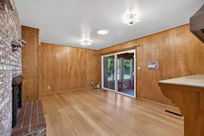 6573 S Land Park Drive, Sacramento, CA 95831 - Photo 7