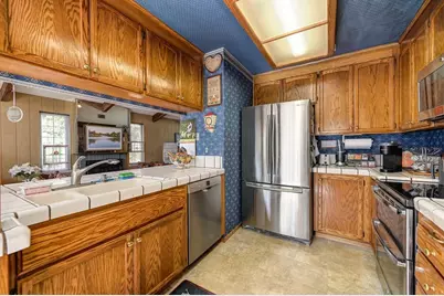 9284 Linda Rio Drive, Sacramento, CA 95826 - Photo 31