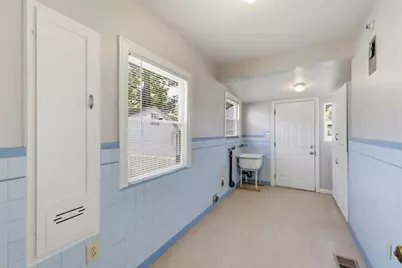 4916 13th Avenue, Sacramento, CA 95820 - Photo 23