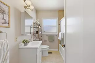 4916 13th Ave, Sacramento, CA 95820 - Photo 17