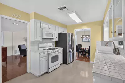 3717 Jo Ann Drive, Sacramento, CA 95821 - Photo 9