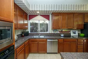 432 The Bluff, Modesto, CA 95355 - Photo 19