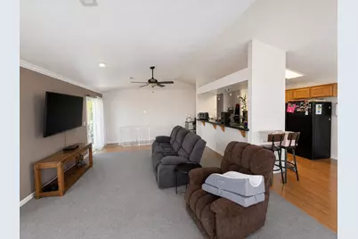 1552 Alicia Drive, Yuba City, CA 95993 - Photo 9