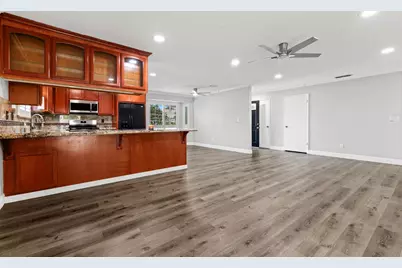913 Chalone Drive, Modesto, CA 95358 - Photo 47