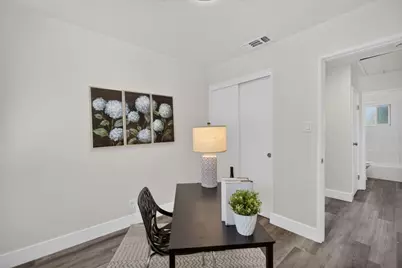 1649 Robin Hood Court, Sacramento, CA 95815 - Photo 19