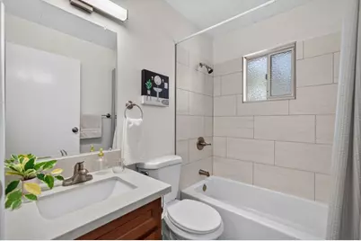 1649 Robin Hood Court, Sacramento, CA 95815 - Photo 21