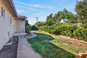 1649 Robin Hood Ct, Sacramento, CA 95815 - Photo 35